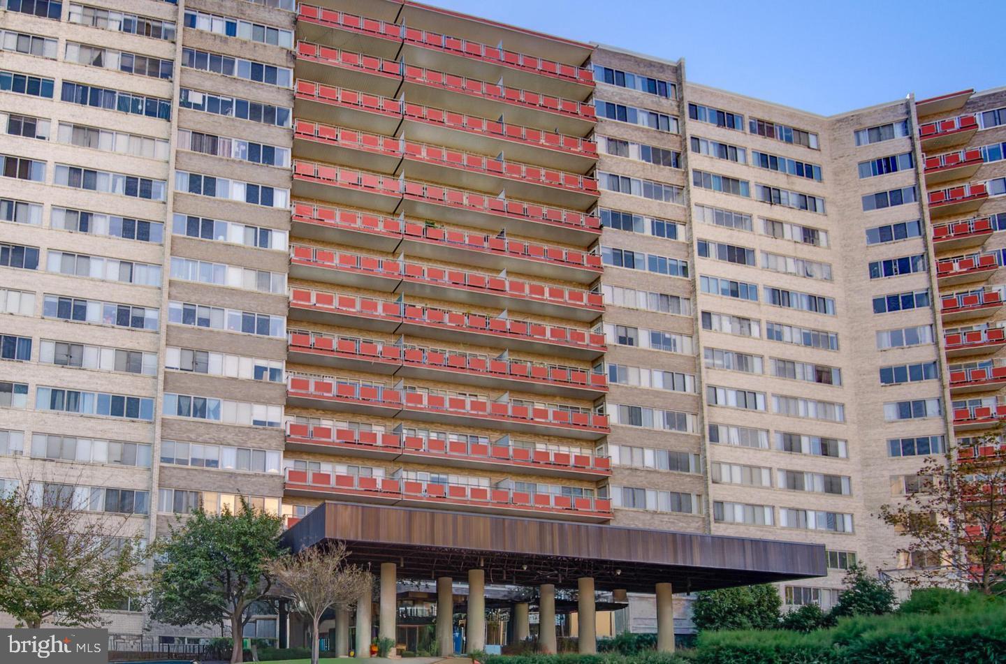 5340 HOLMES RUN PARKWAY 1017