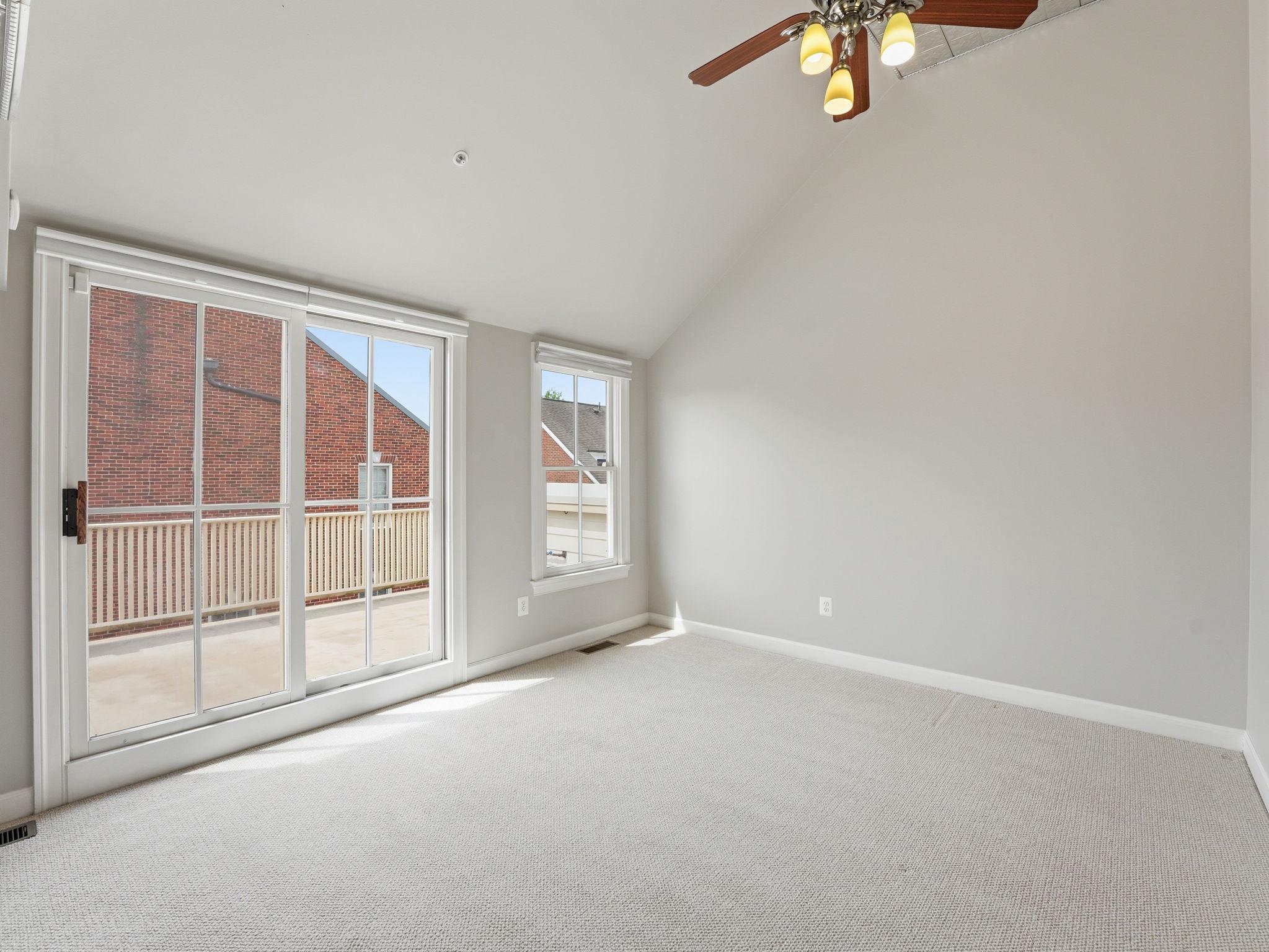 402 ORONOCO STREET