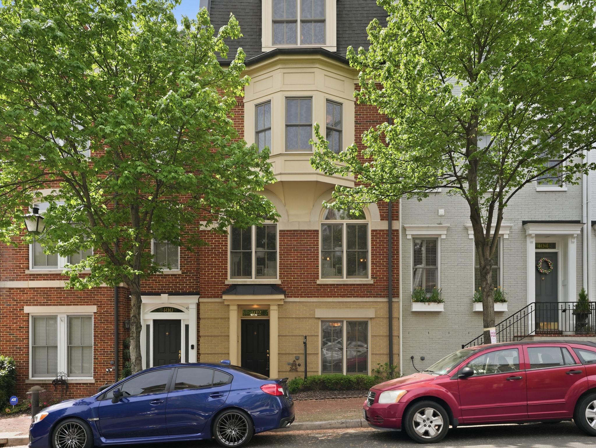 402 ORONOCO STREET