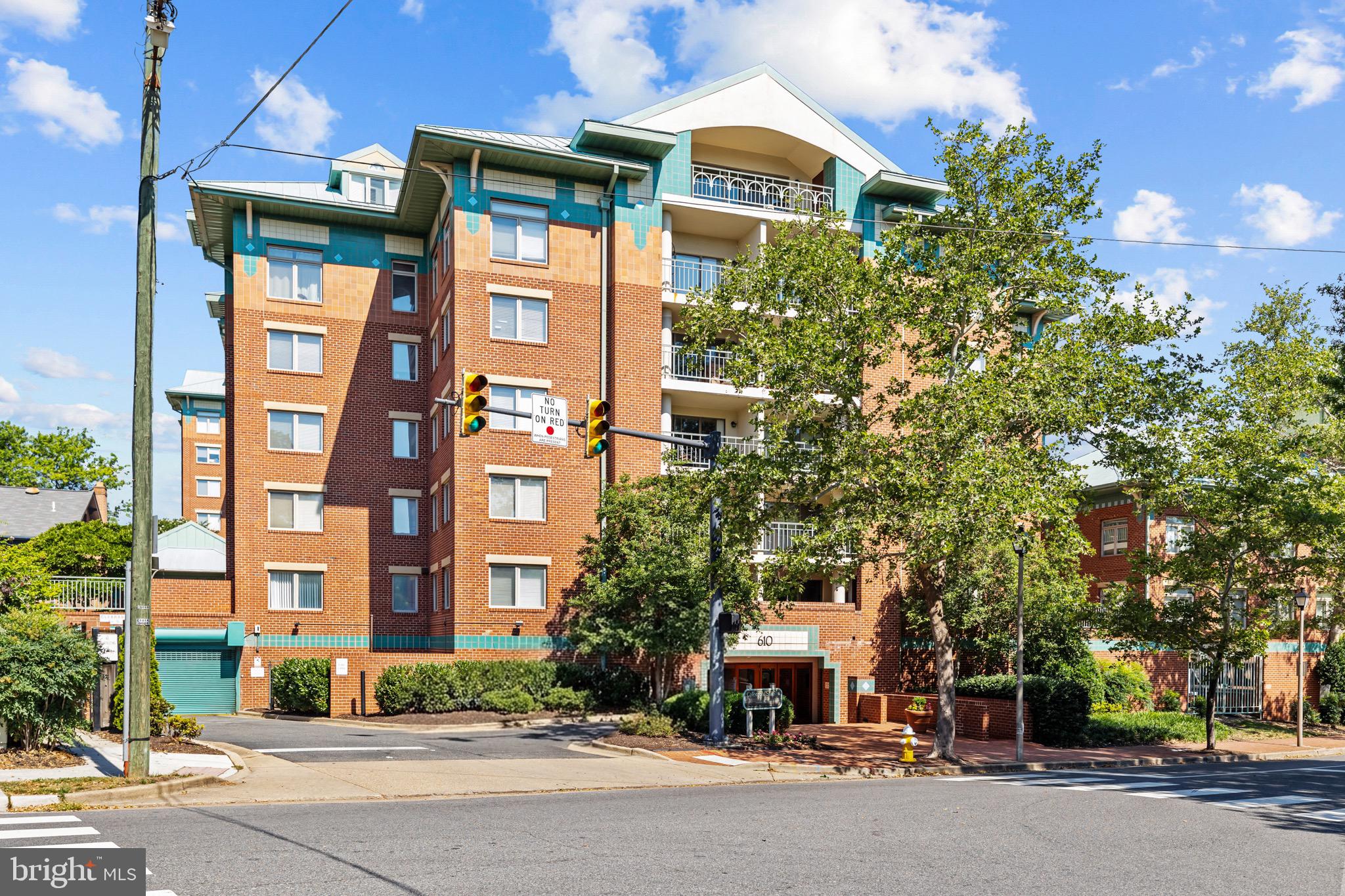 610 N WEST STREET 406