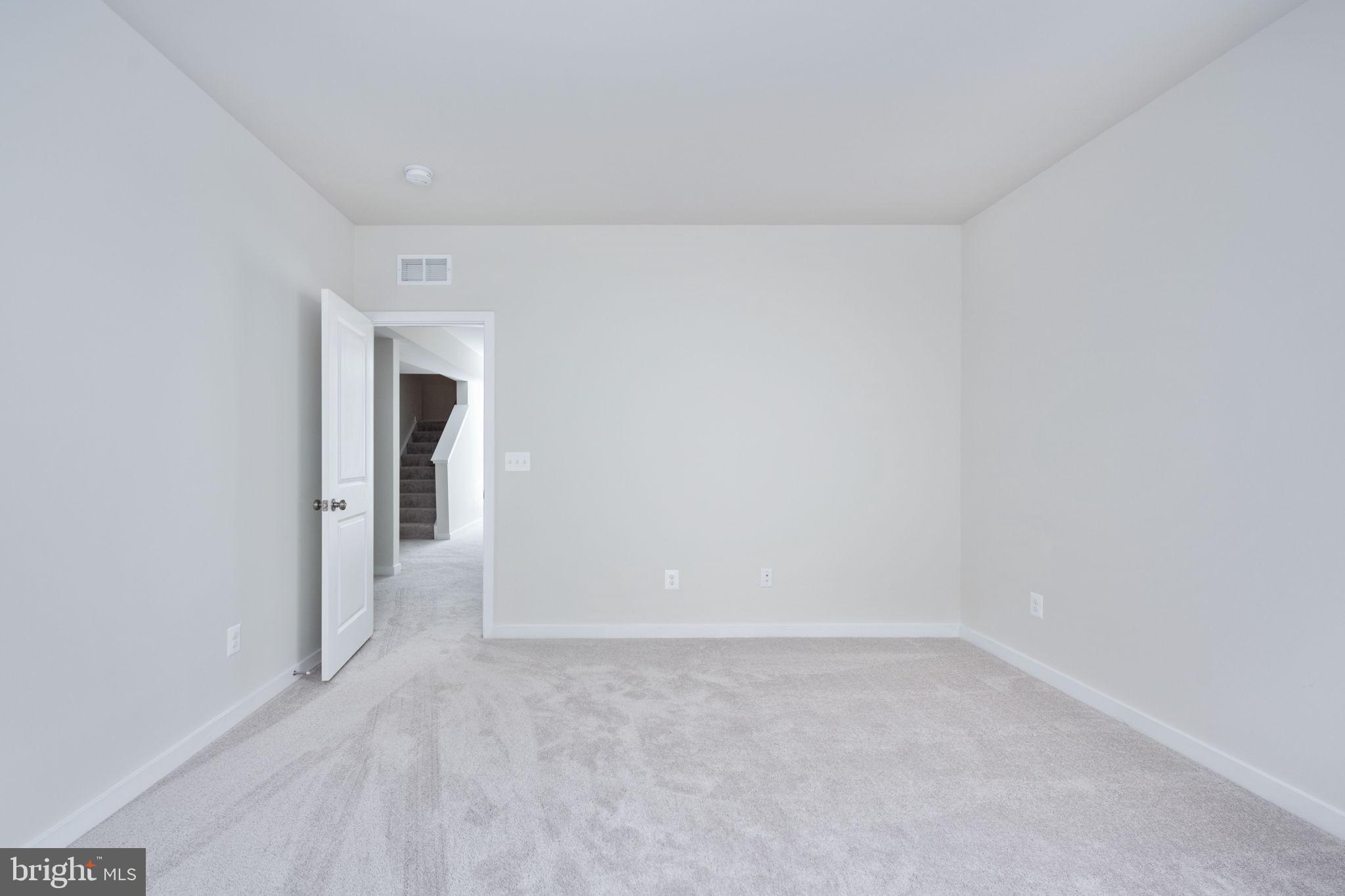 2044 Armstrong Terrace