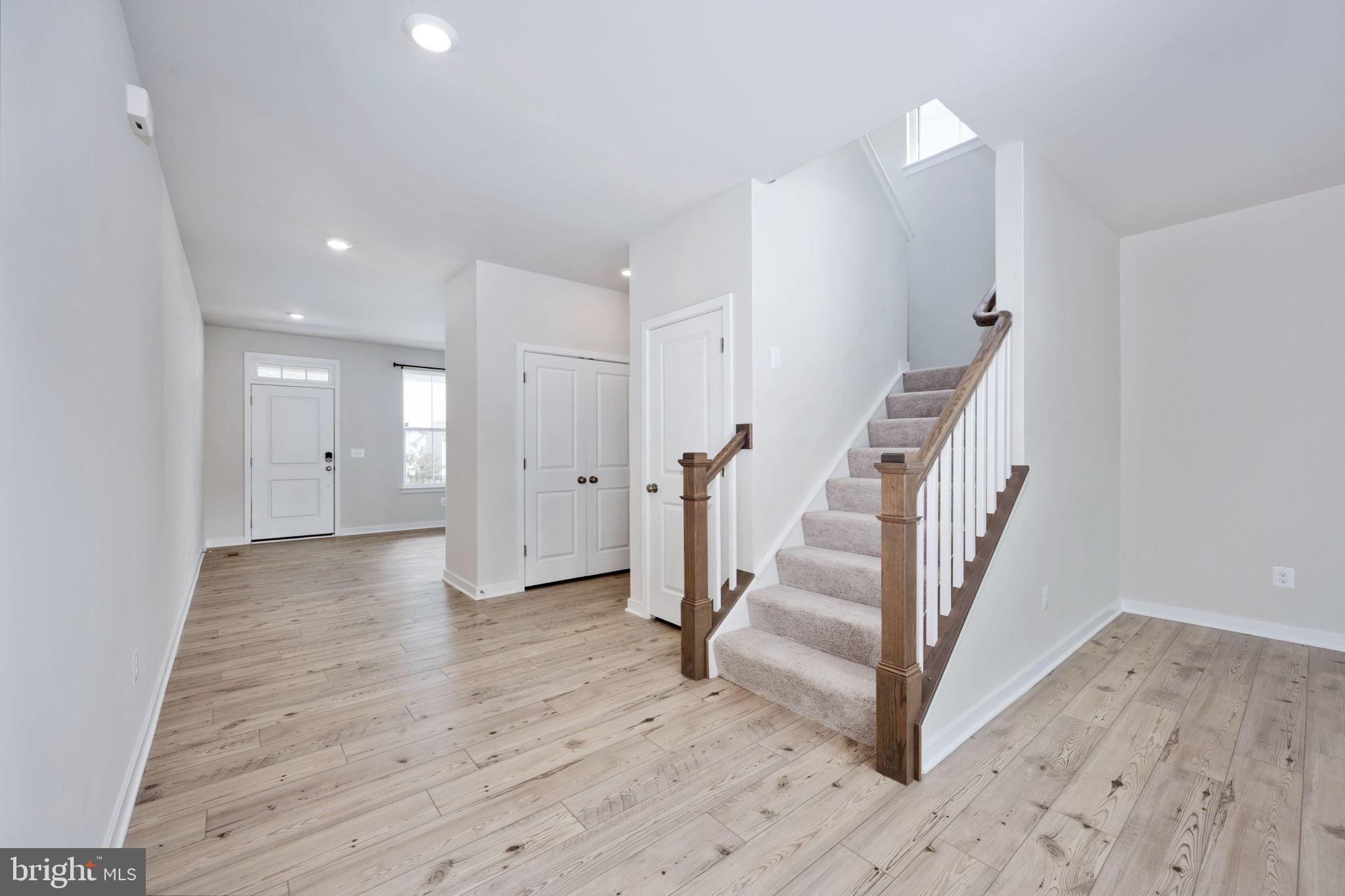 2044 Armstrong Terrace