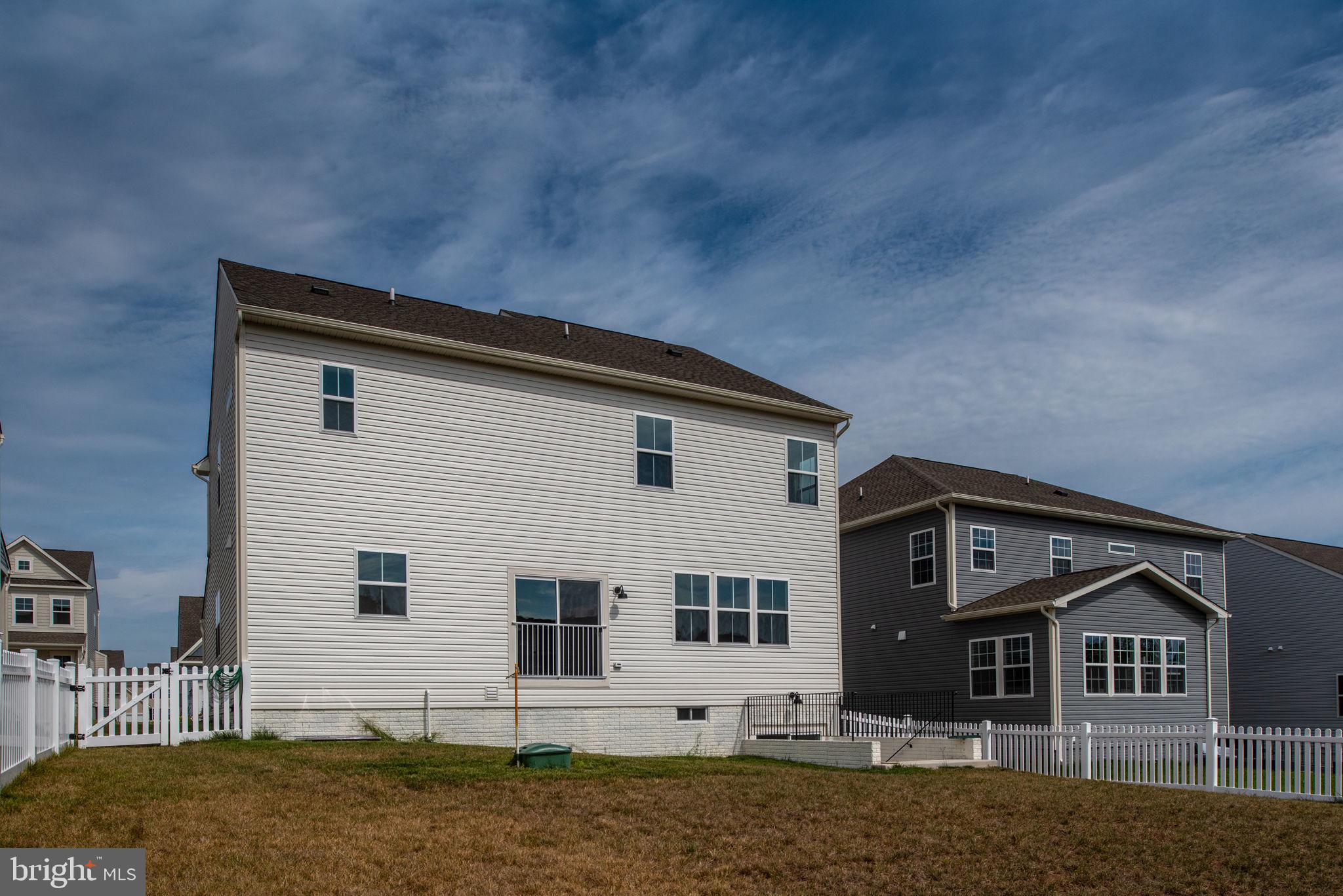 2044 Armstrong Terrace