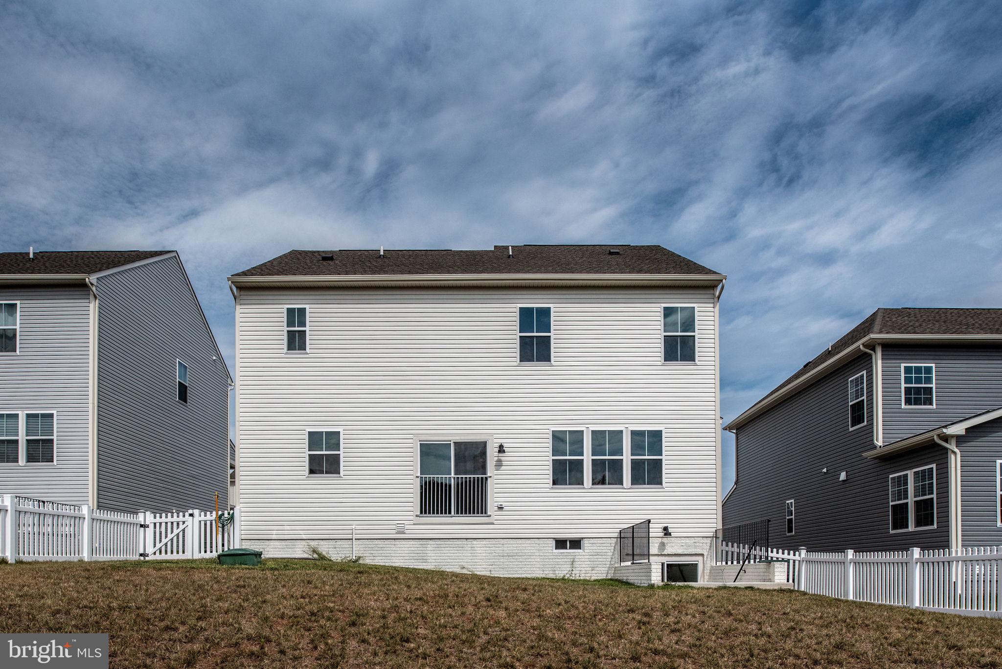 2044 Armstrong Terrace