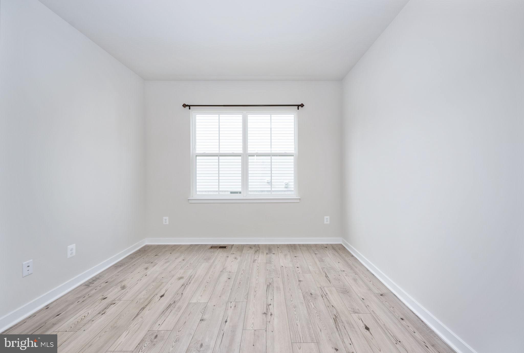 2044 Armstrong Terrace