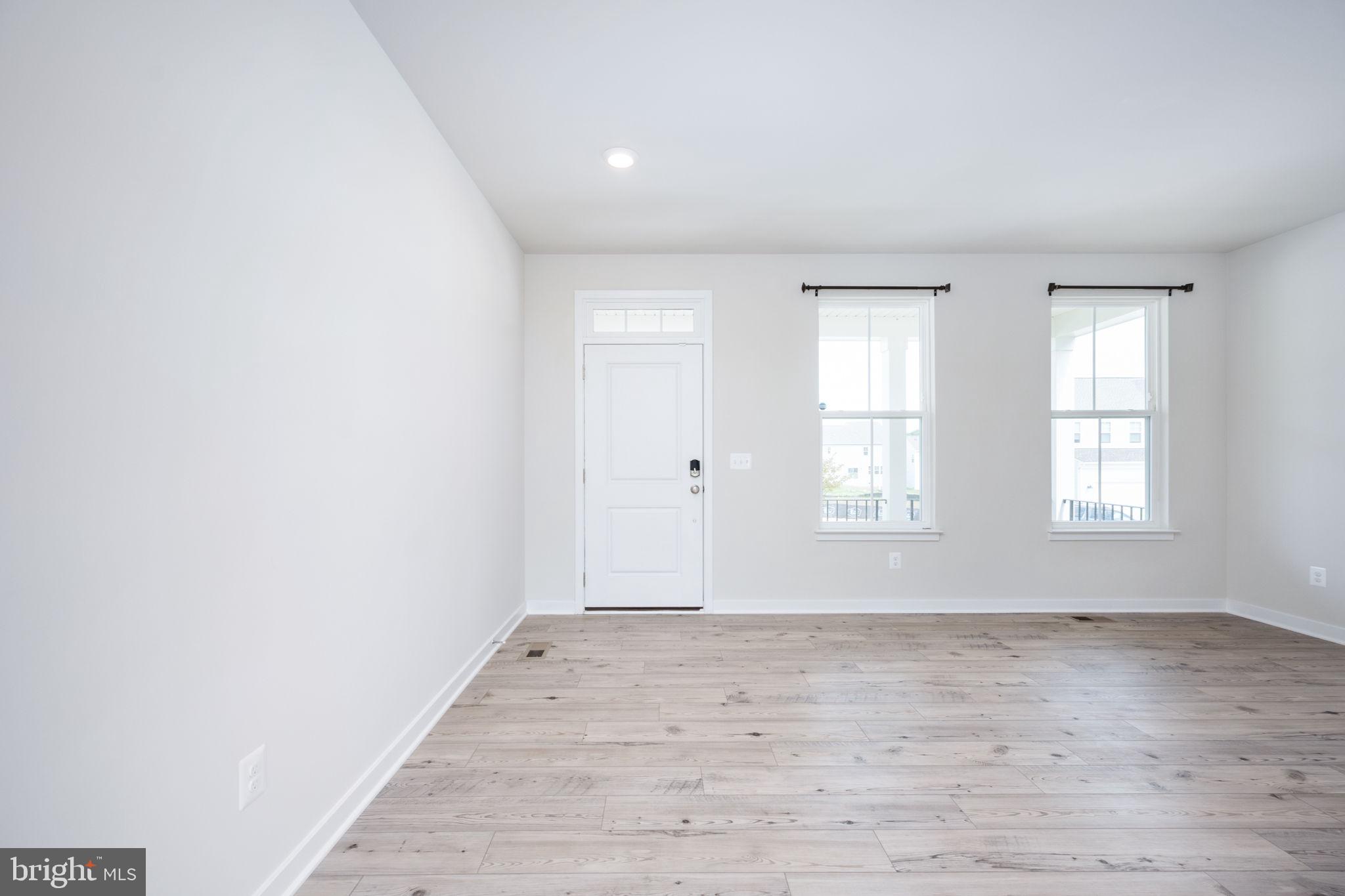 2044 Armstrong Terrace