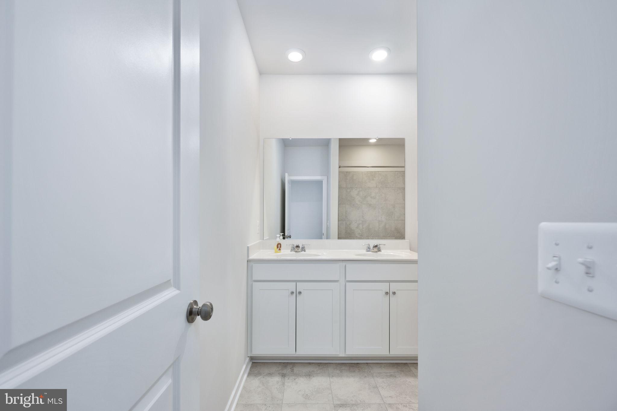 2044 Armstrong Terrace