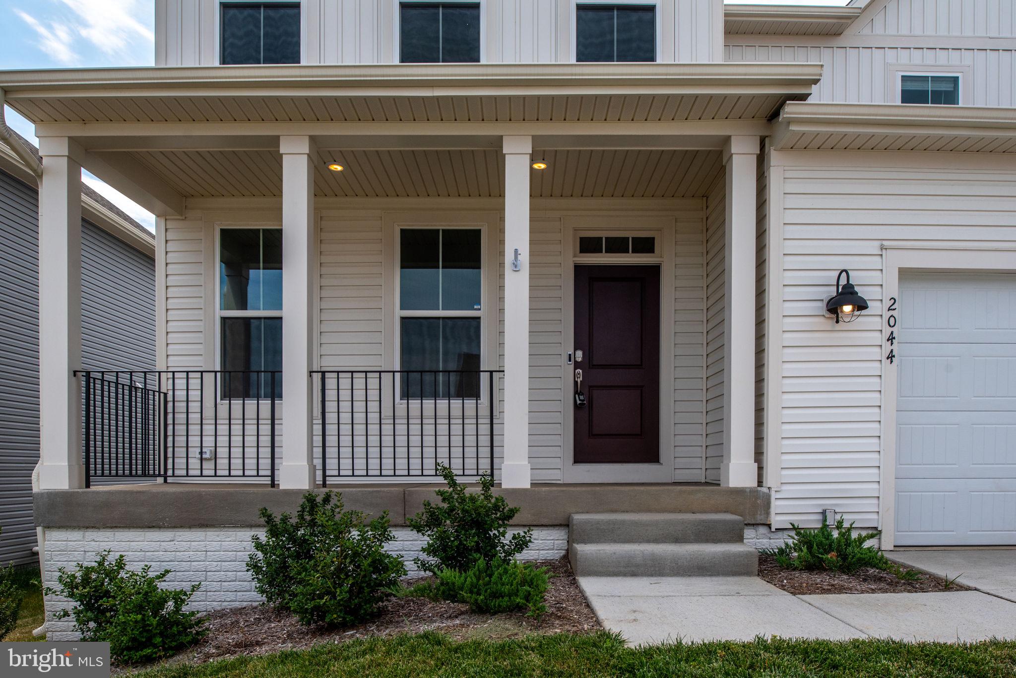 2044 Armstrong Terrace