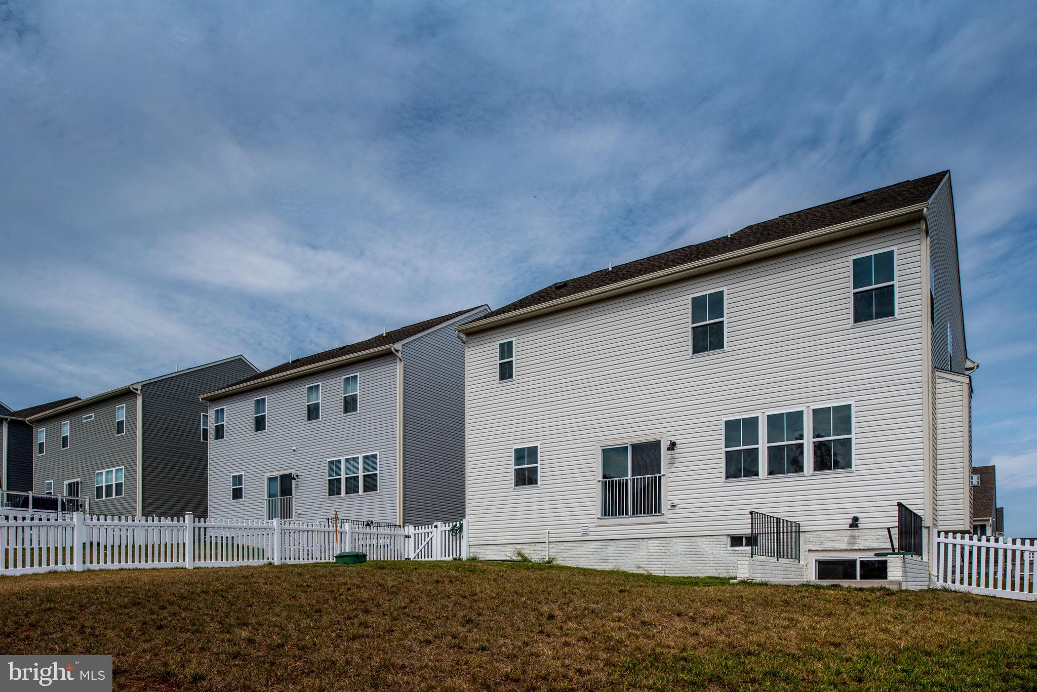 2044 Armstrong Terrace