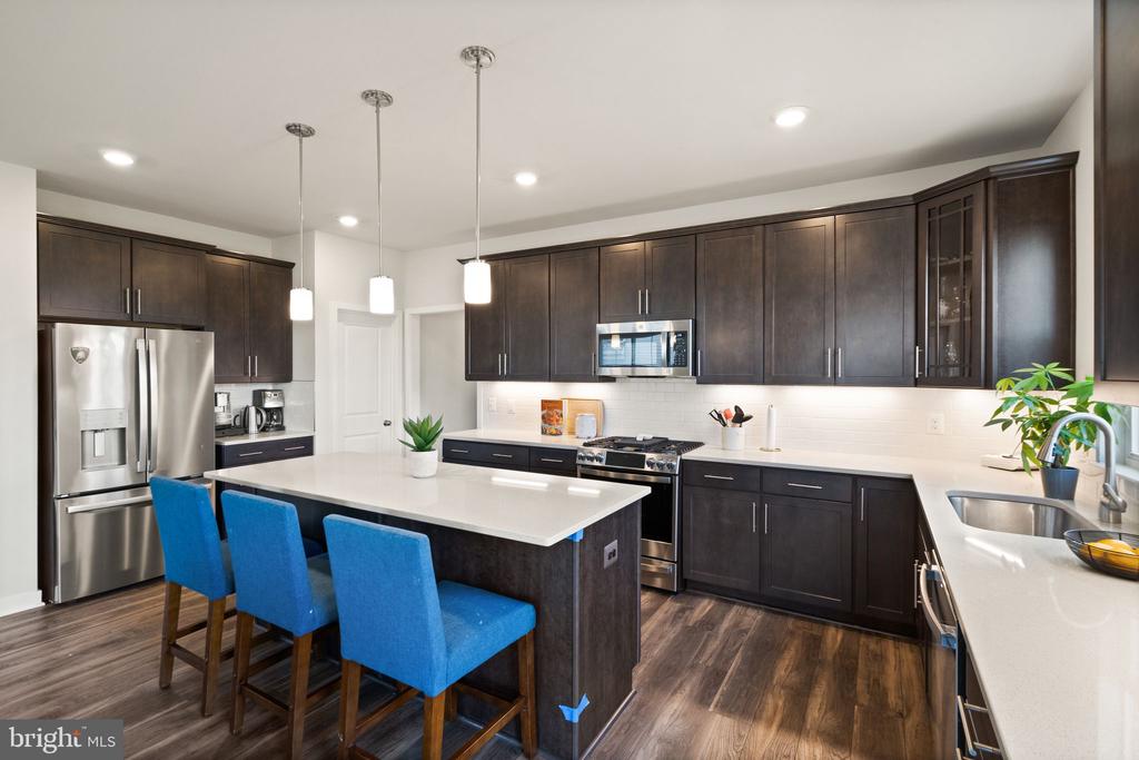 2107 Berwick Dr