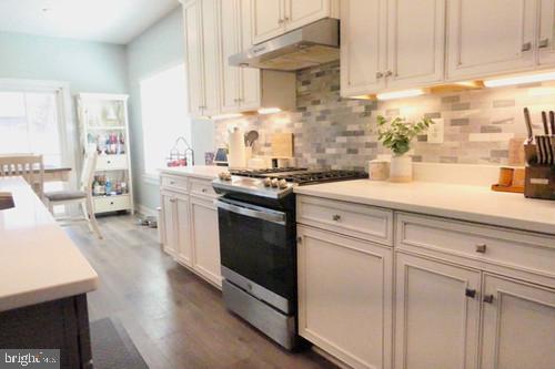 14905 Mapleridge Rd
