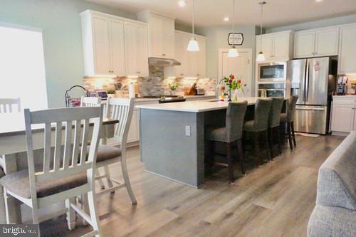 14905 Mapleridge Rd
