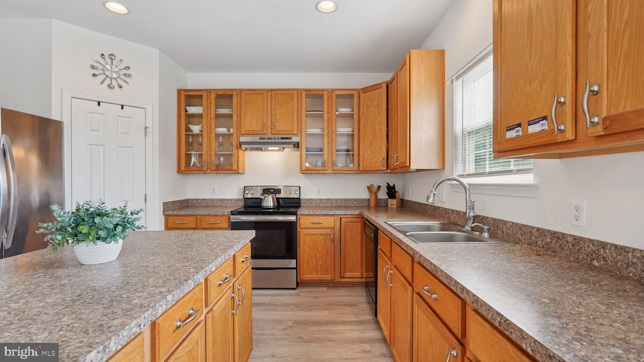 1917 MEADOW LARK DRIVE