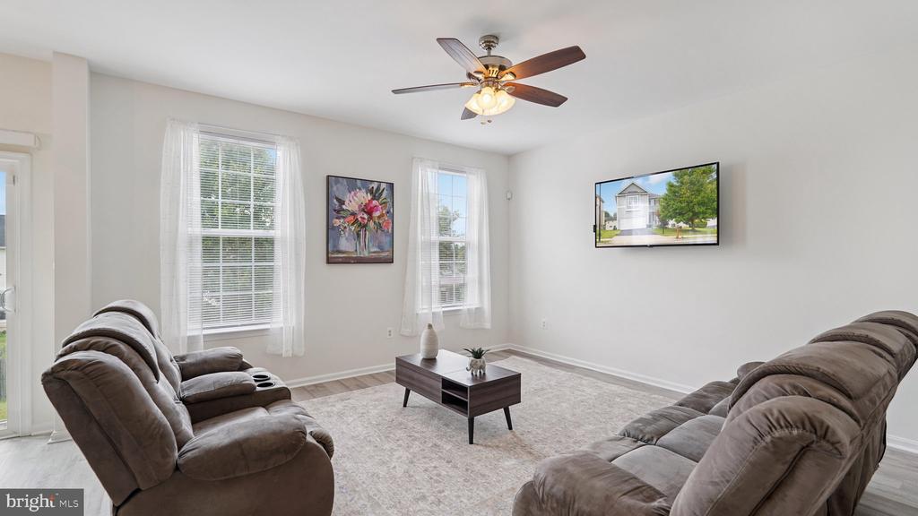 1917 MEADOW LARK DRIVE