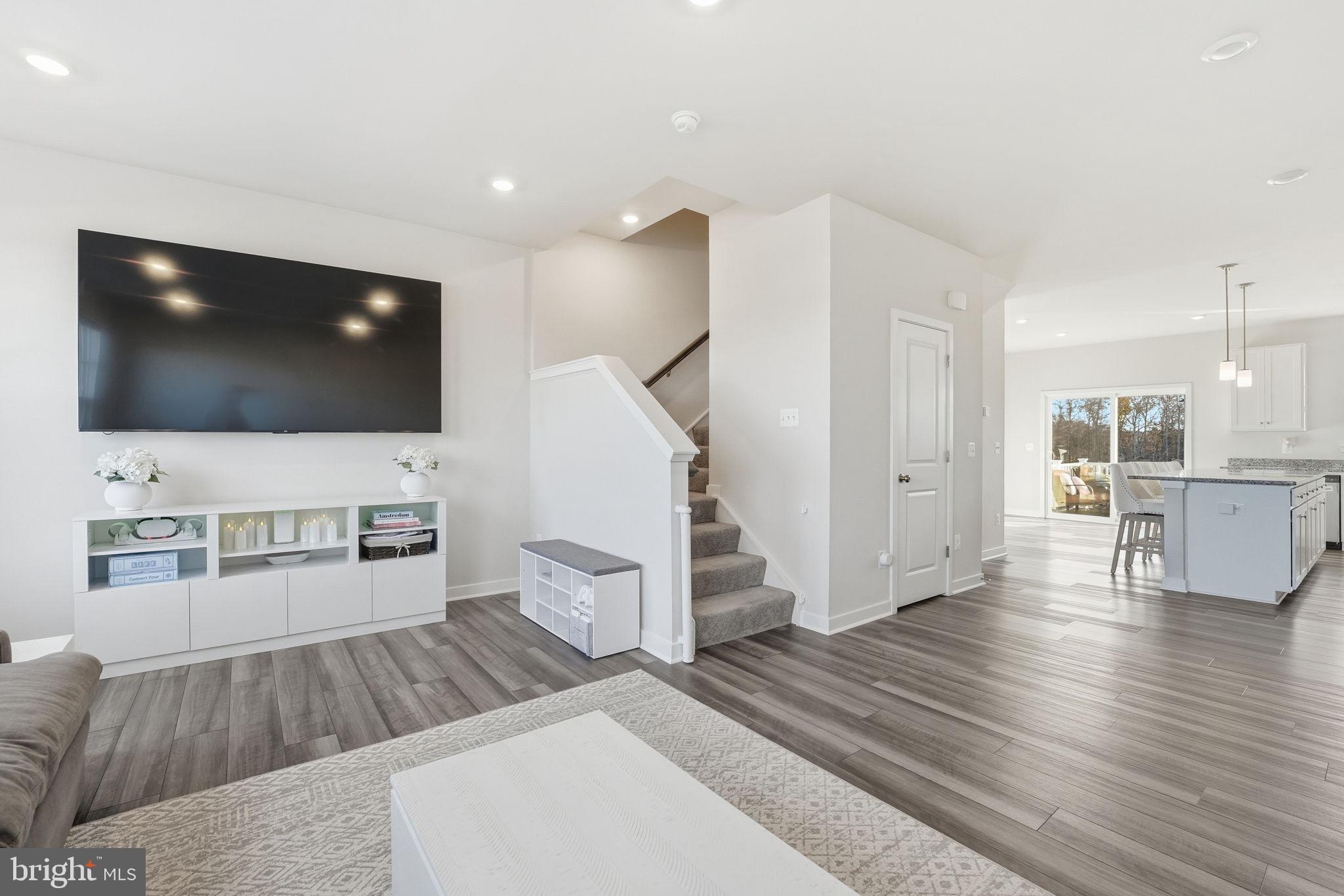 20131 STONEHAVEN AVENUE