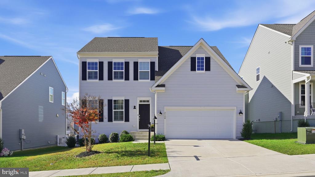 2124 BERWICK DRIVE