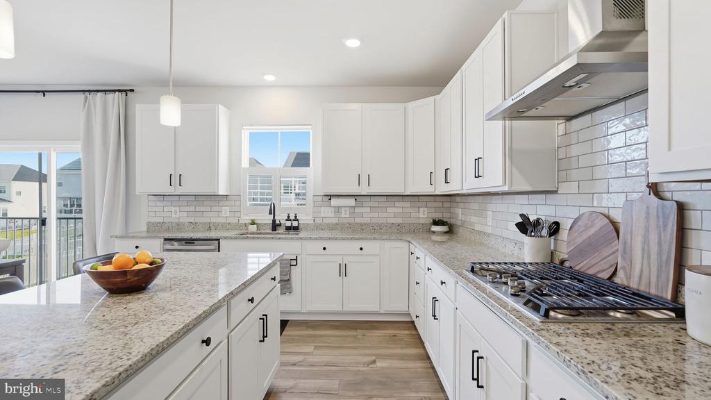 2124 BERWICK DRIVE
