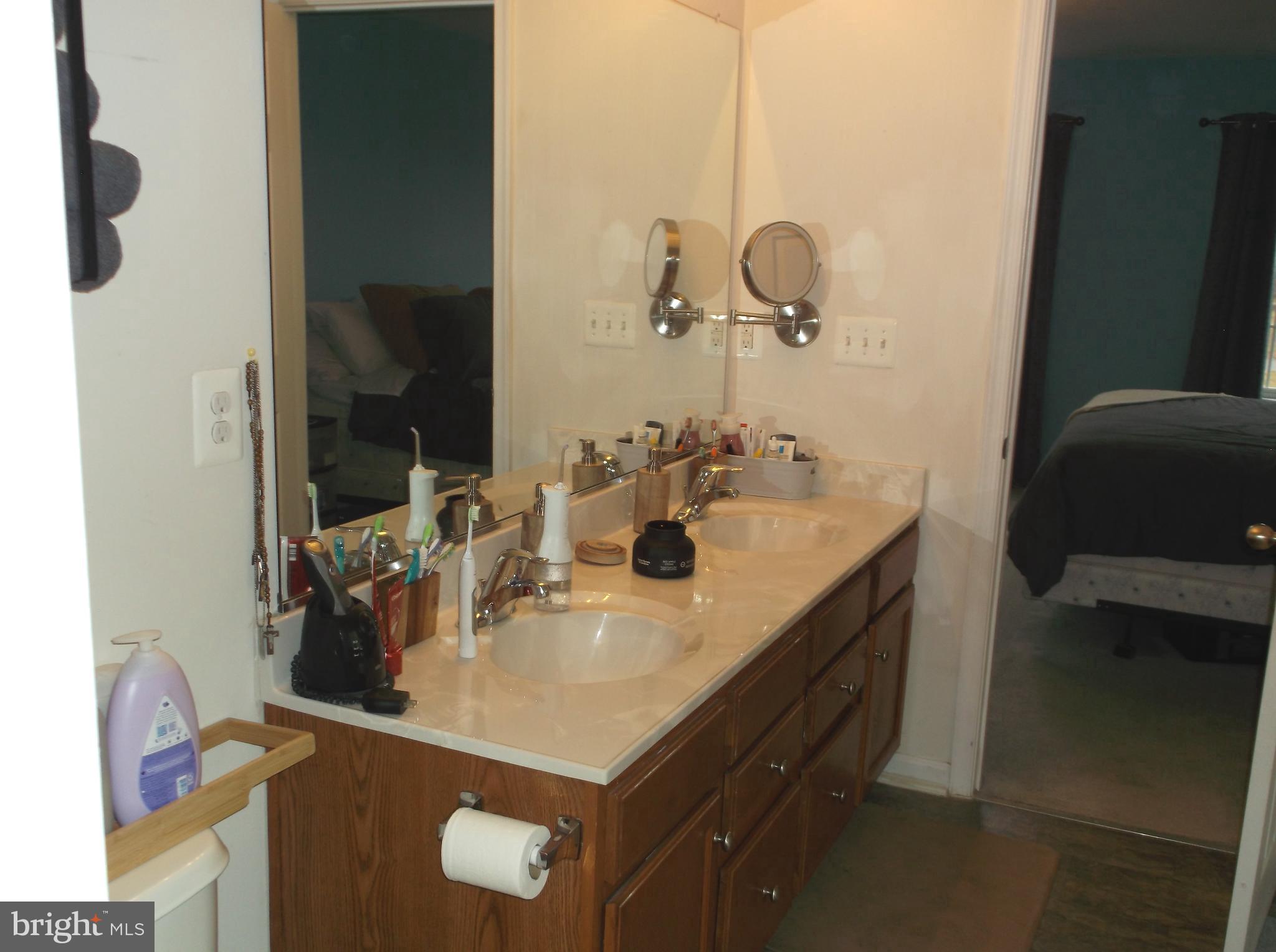 1945 MEADOW LARK DRIVE