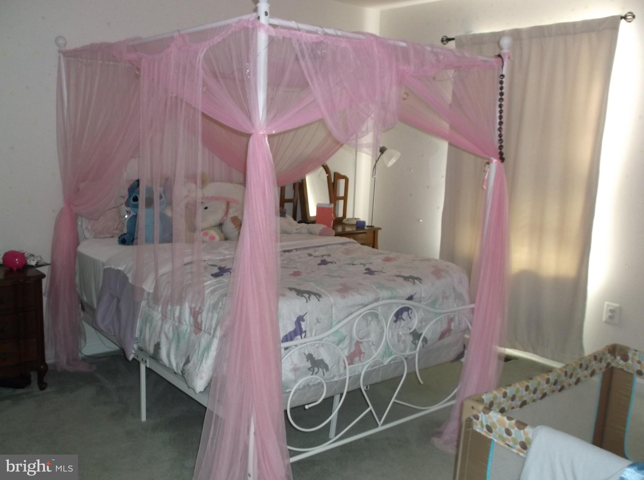 1945 MEADOW LARK DRIVE