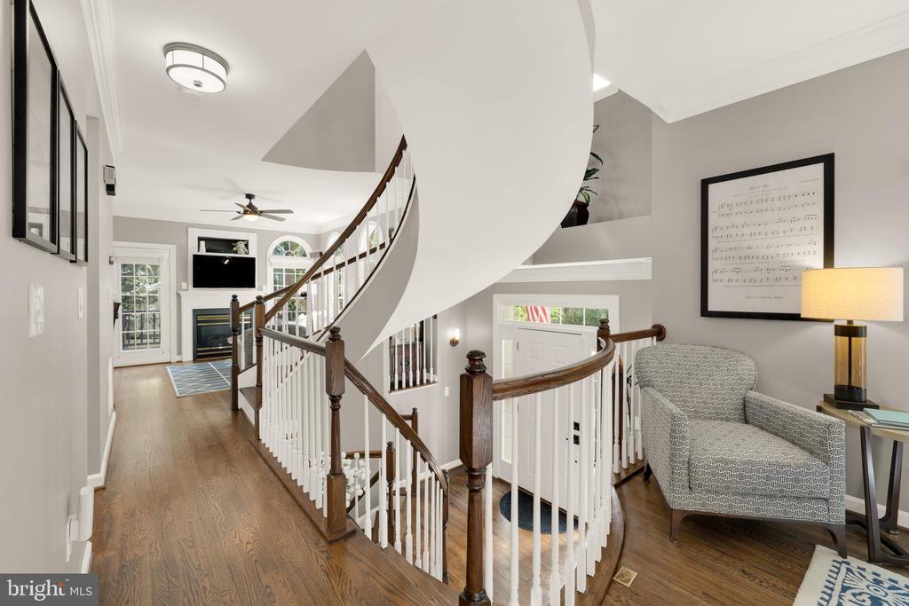 139 REES PLACE