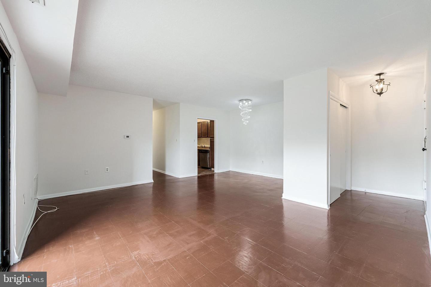 10723 West Dr #303