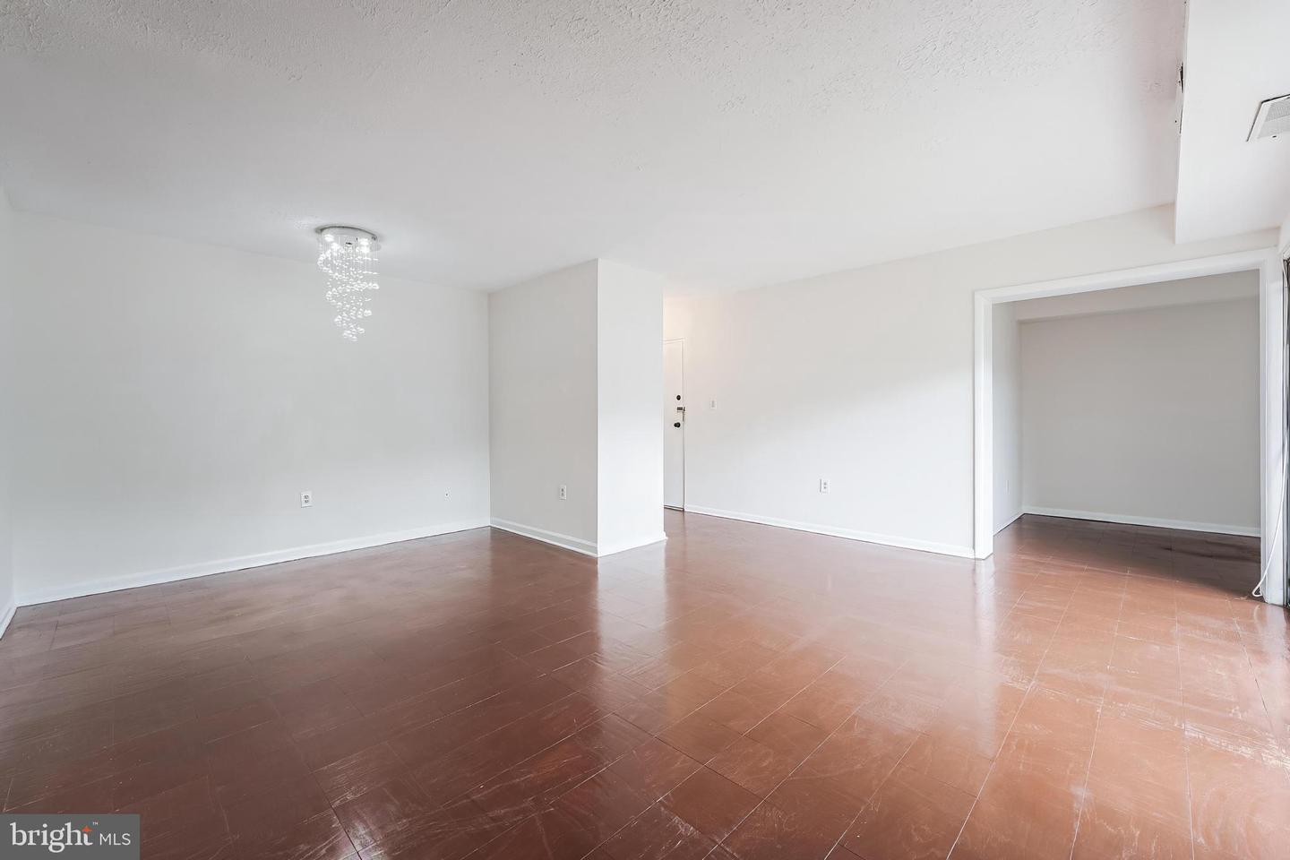 10723 West Dr #303