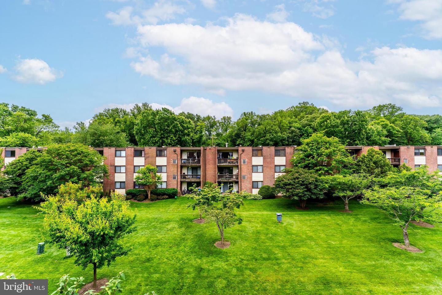 10723 West Dr #303