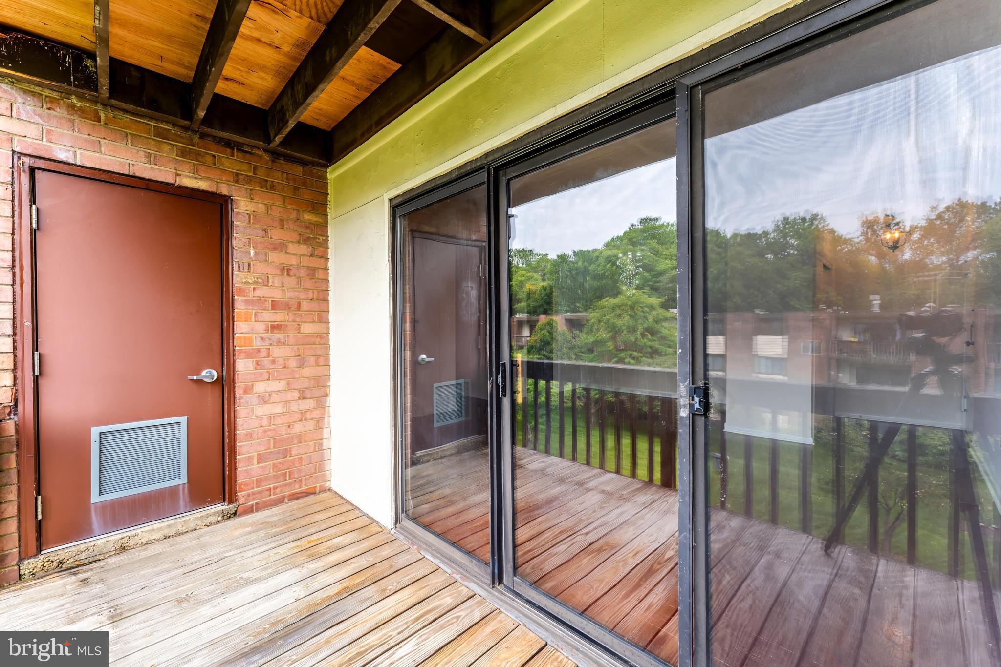 10723 WEST DR #303