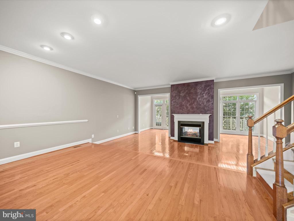 10502 CHANCERY COURT