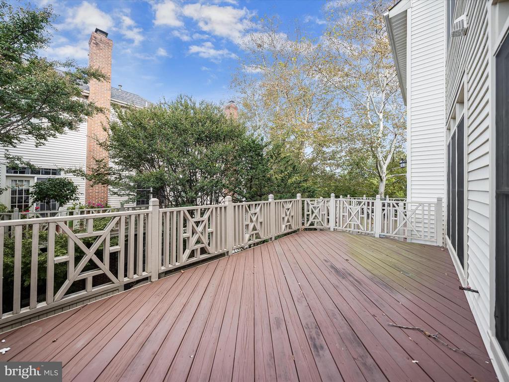 10502 CHANCERY COURT