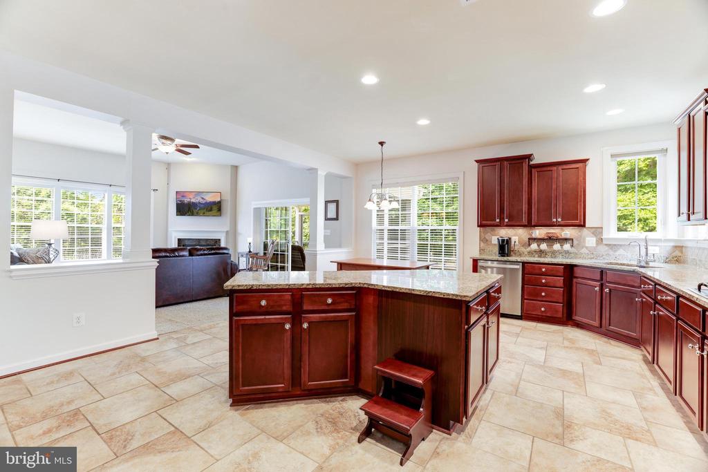 3925 Lake Ashby Ct