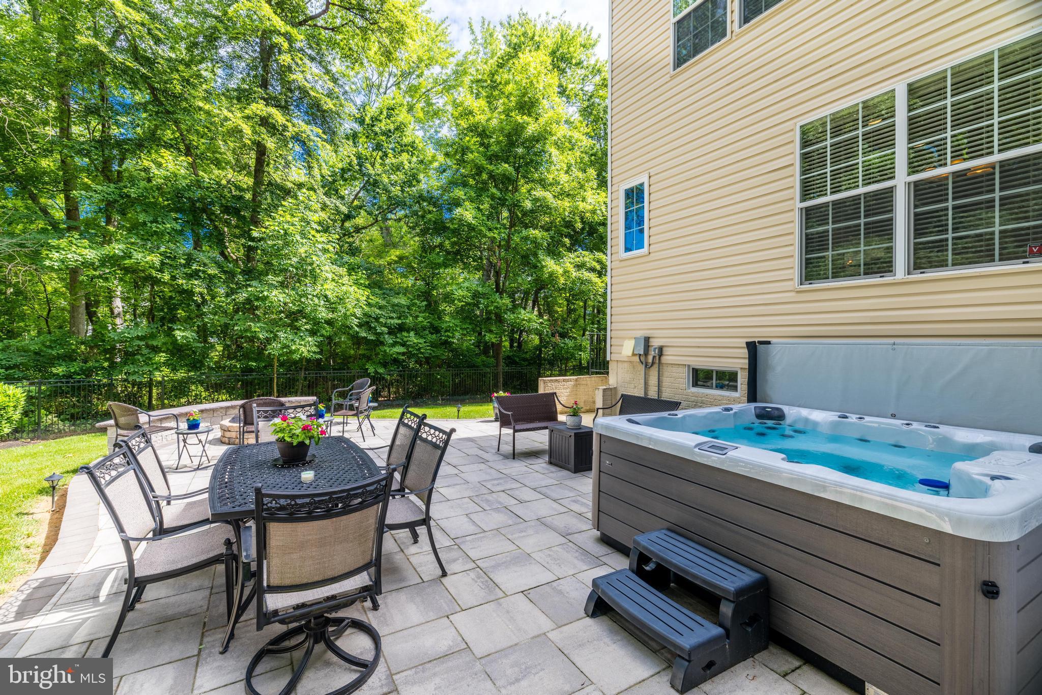 3925 Lake Ashby Ct