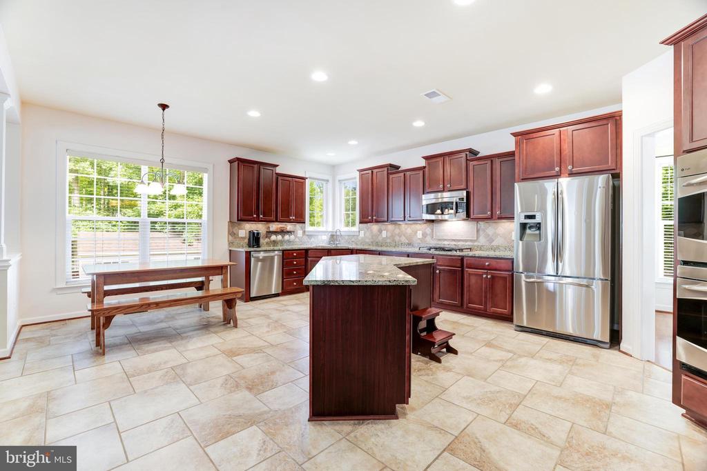 3925 Lake Ashby Ct