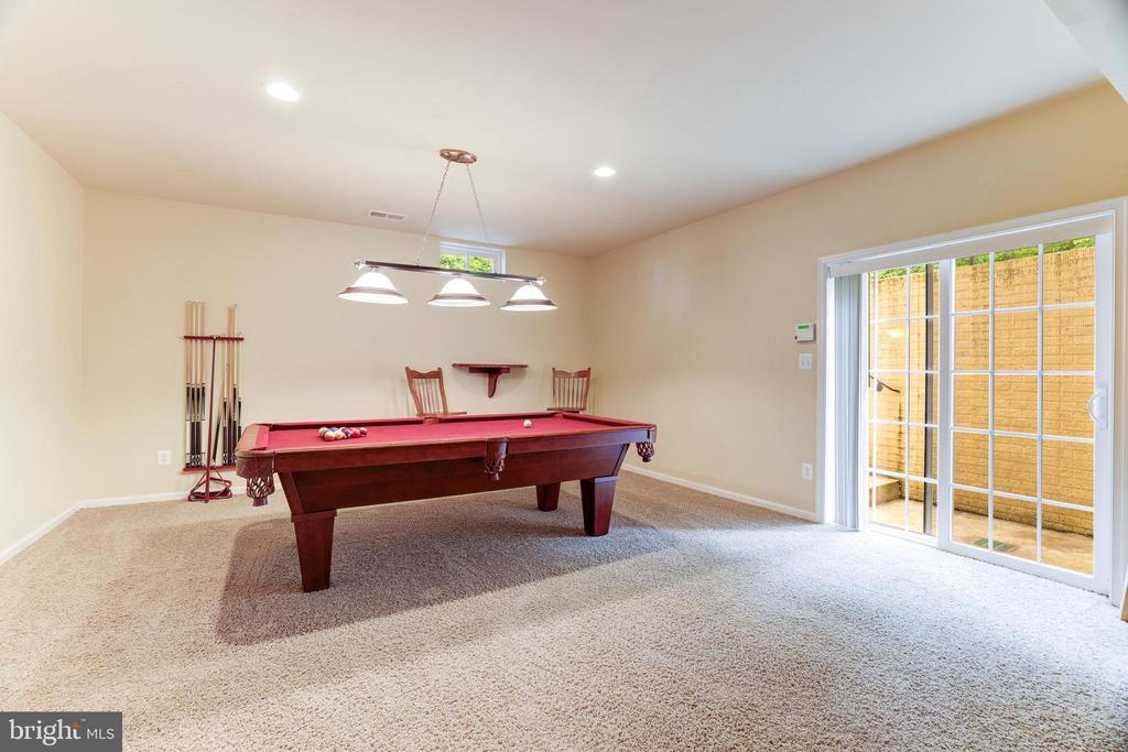 3925 Lake Ashby Ct