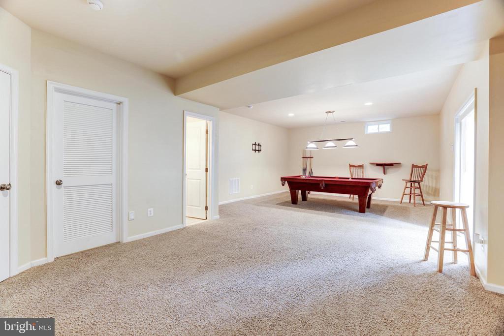 3925 Lake Ashby Ct