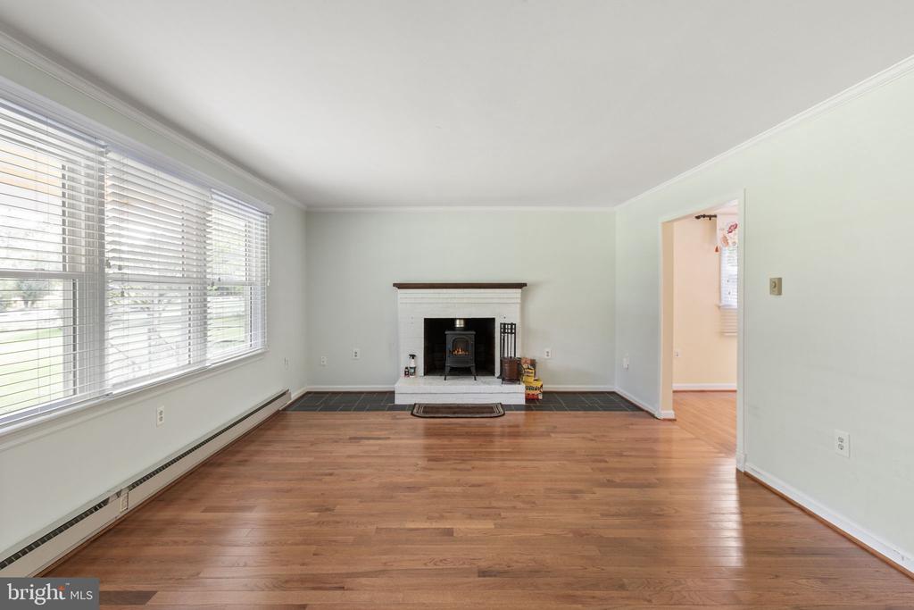 7238 Greenwich Rd