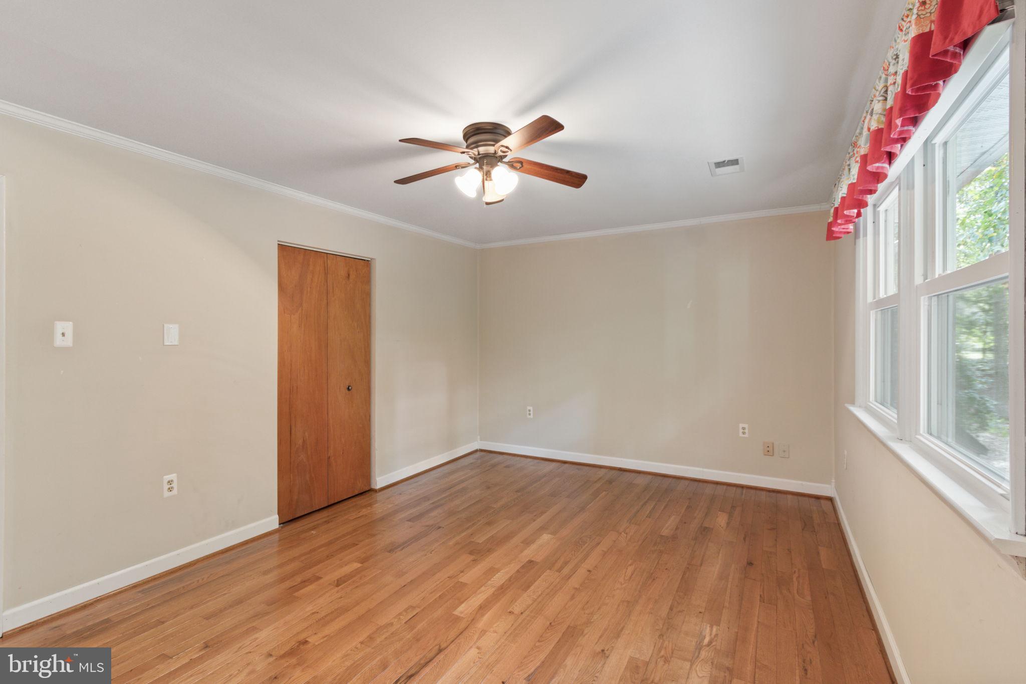 7238 Greenwich Rd