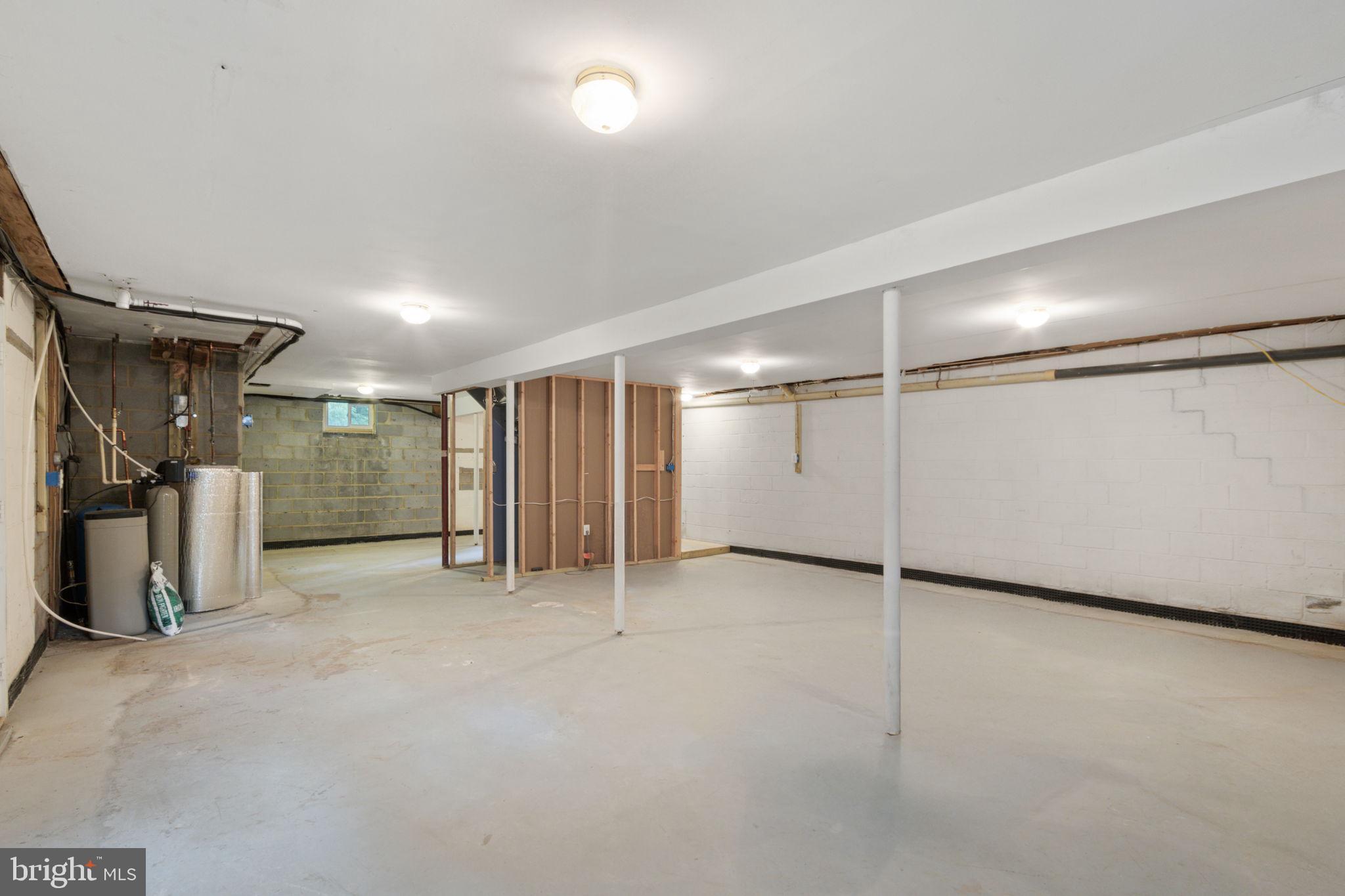 7238 Greenwich Rd