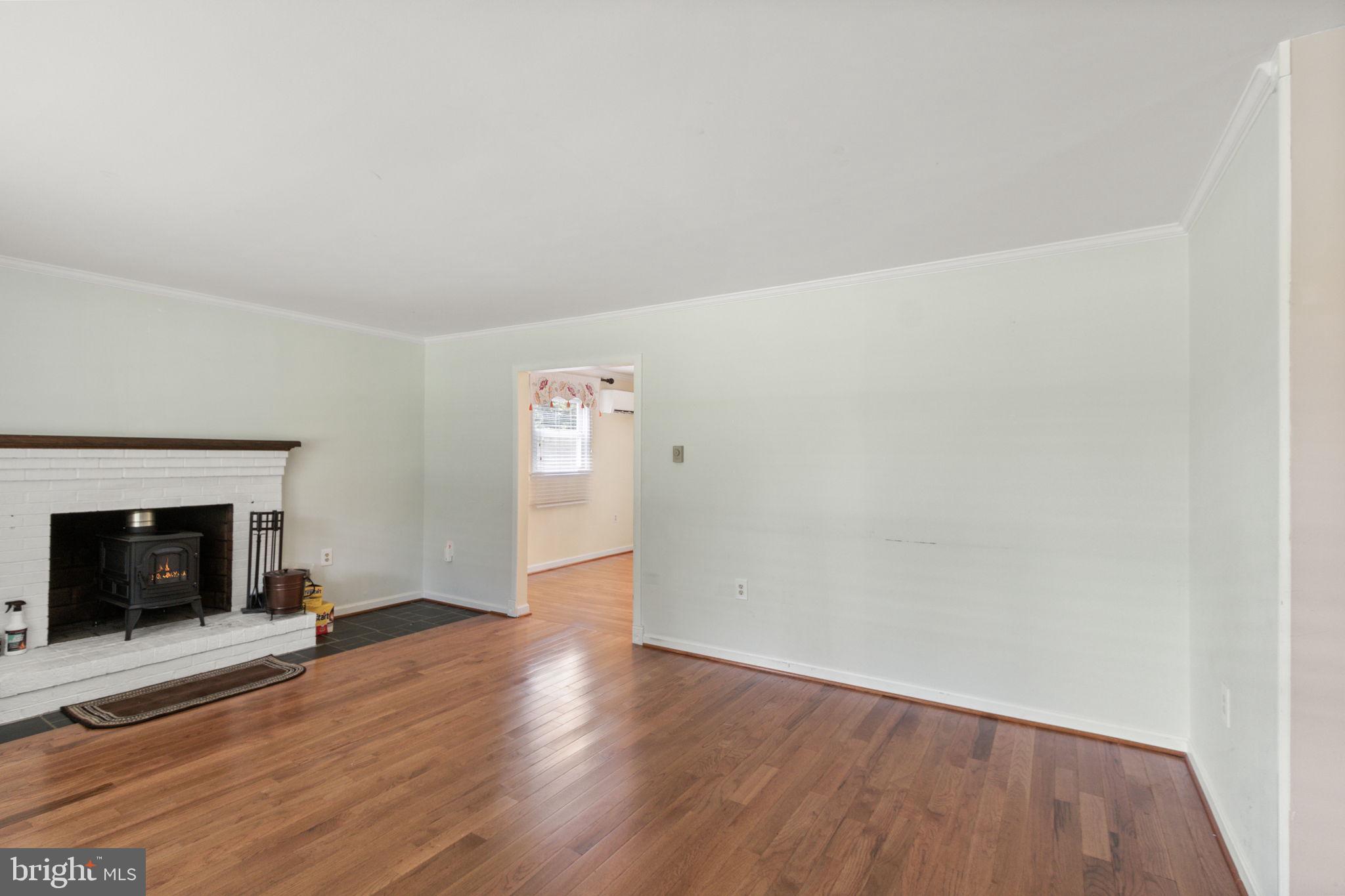 7238 Greenwich Rd