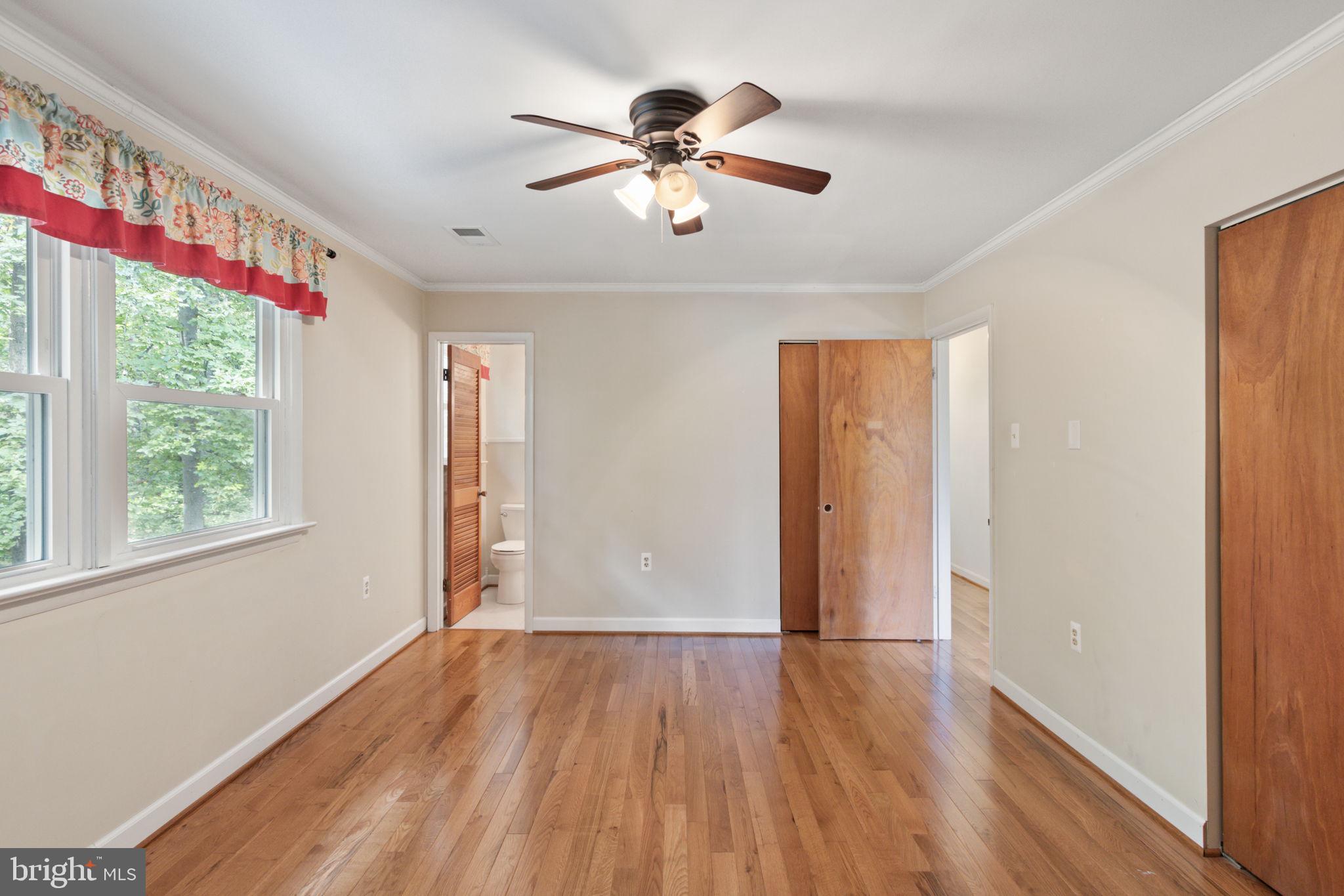 7238 Greenwich Rd