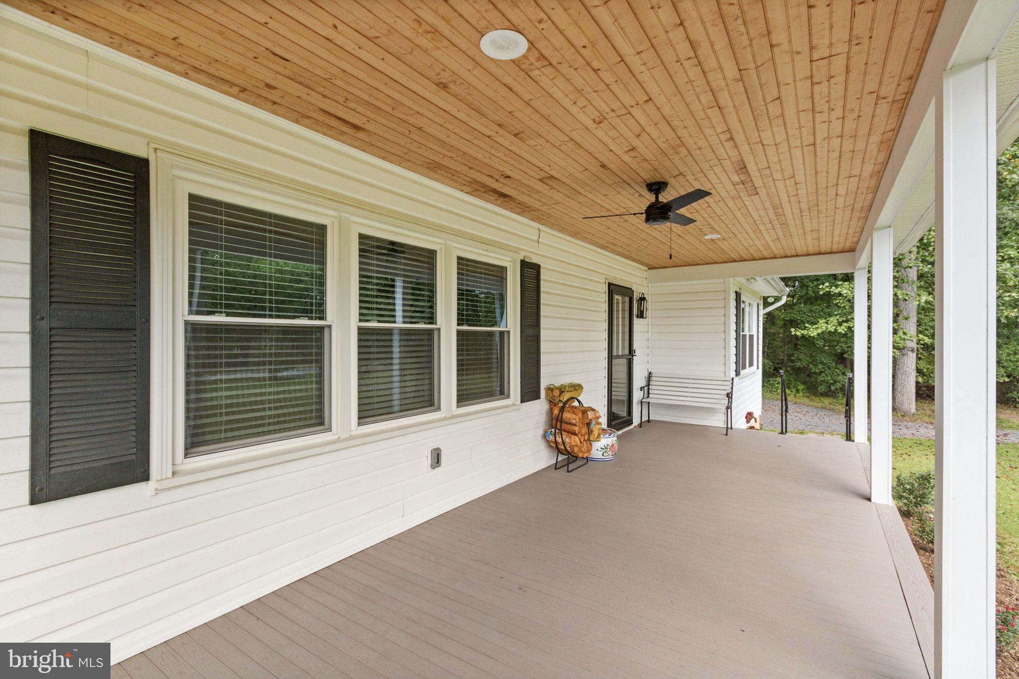 7238 Greenwich Rd