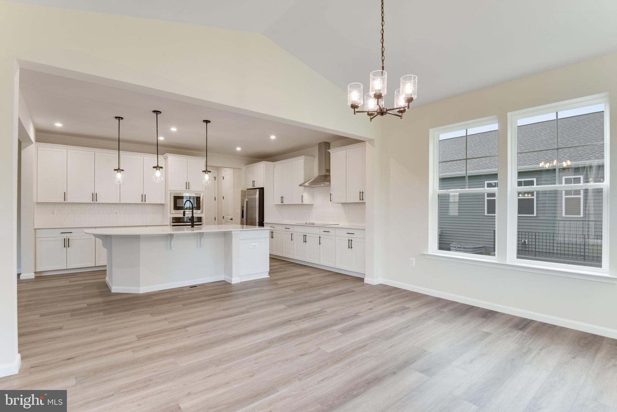 5016 Gray Fox Dr