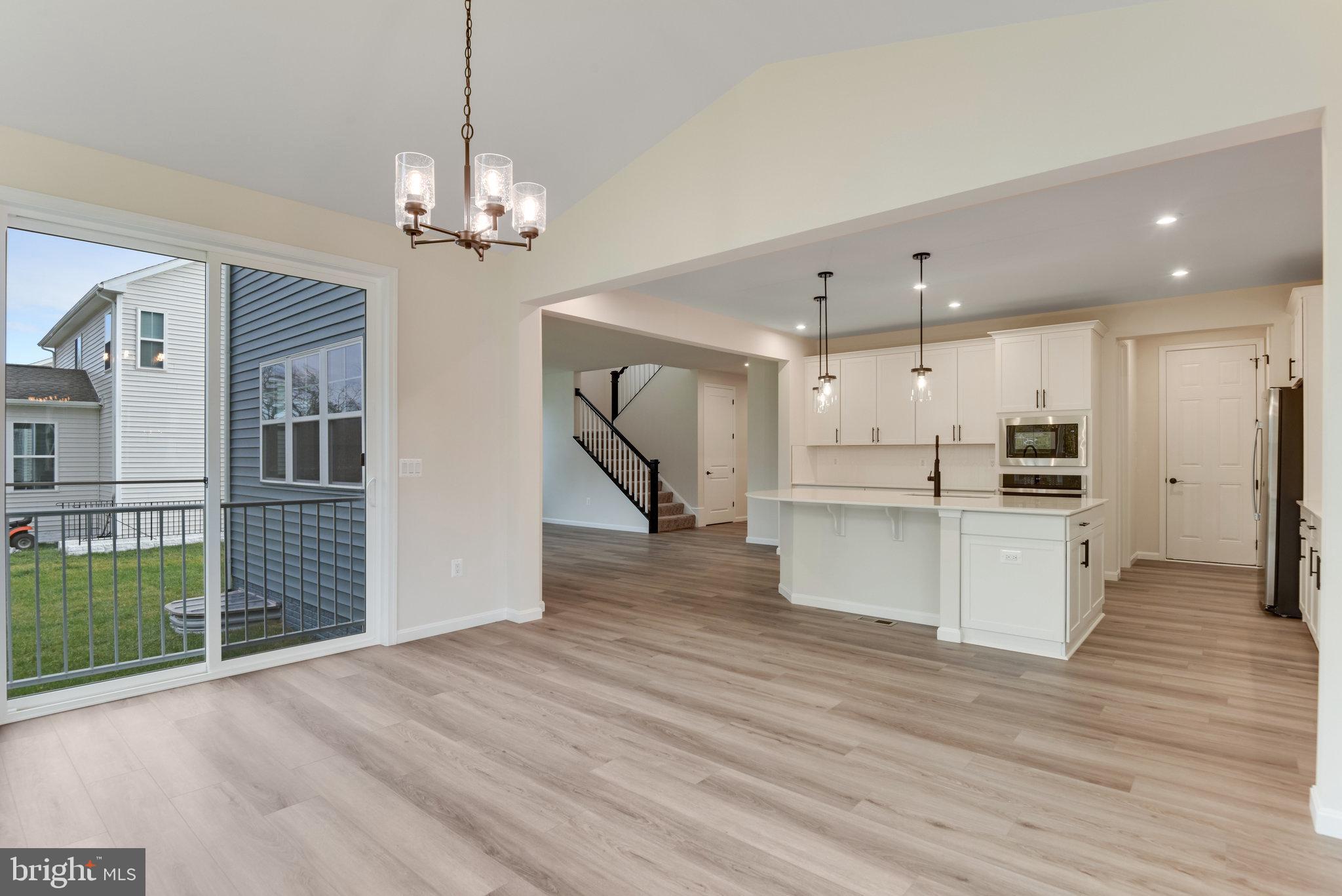 5016 Gray Fox Dr
