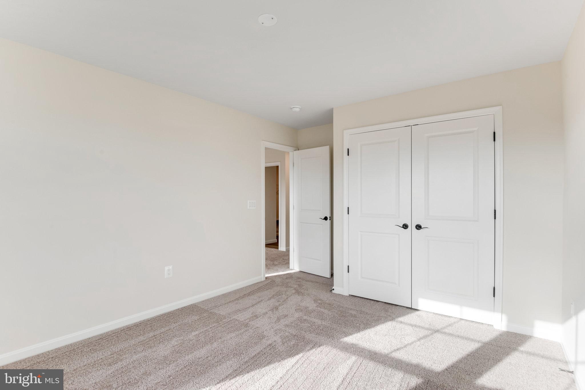 5016 Gray Fox Dr