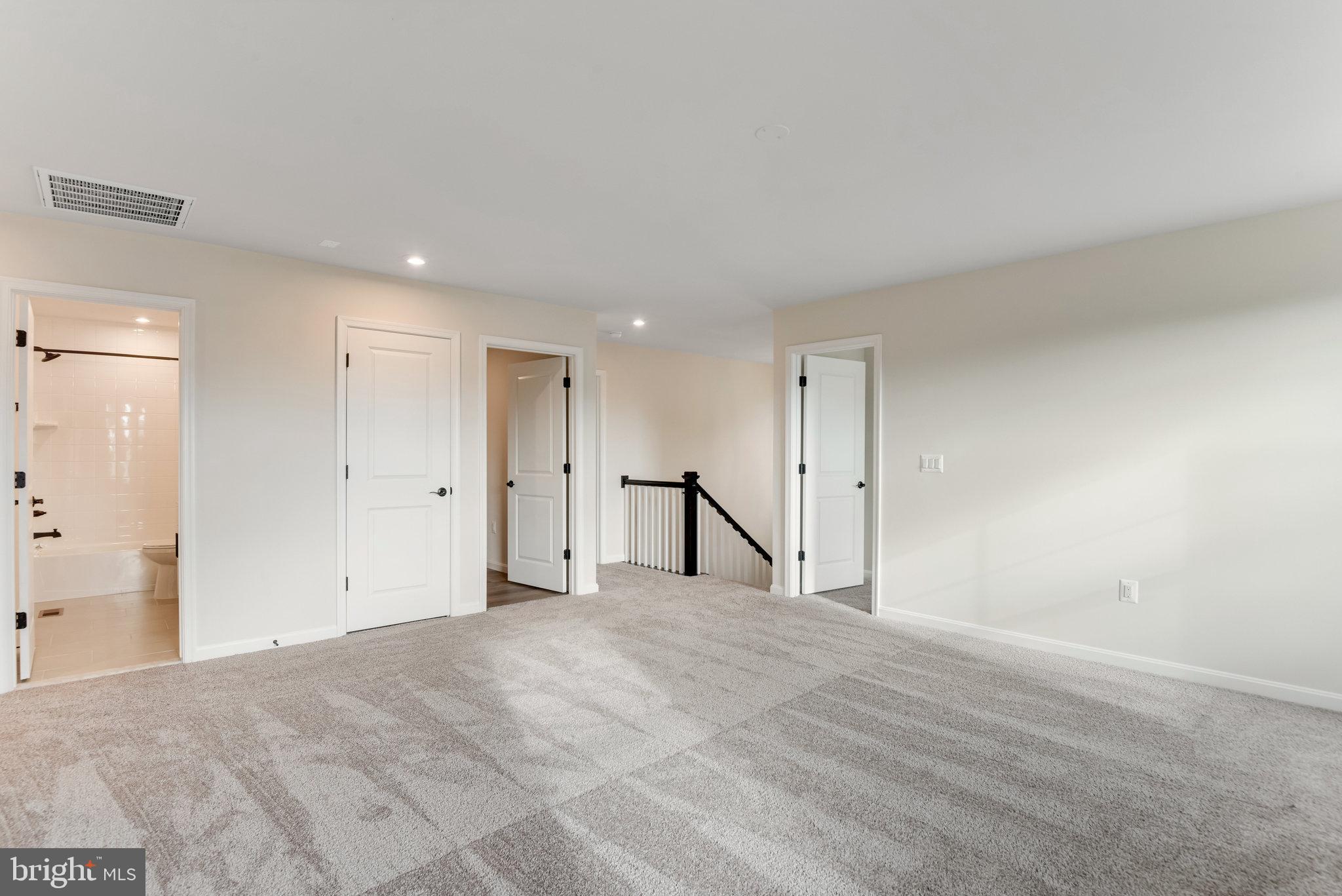 5016 Gray Fox Dr