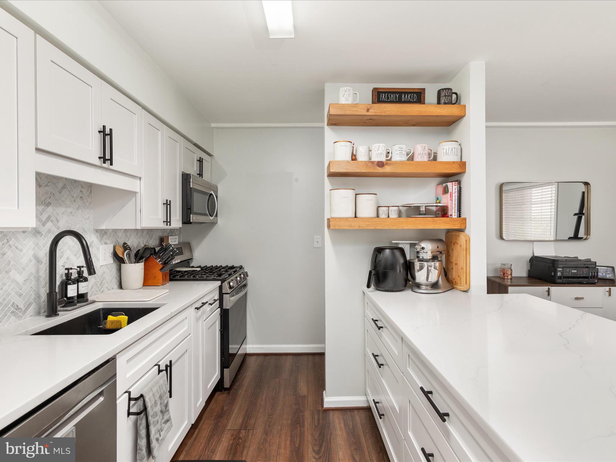 631 Waterloo Rd #122