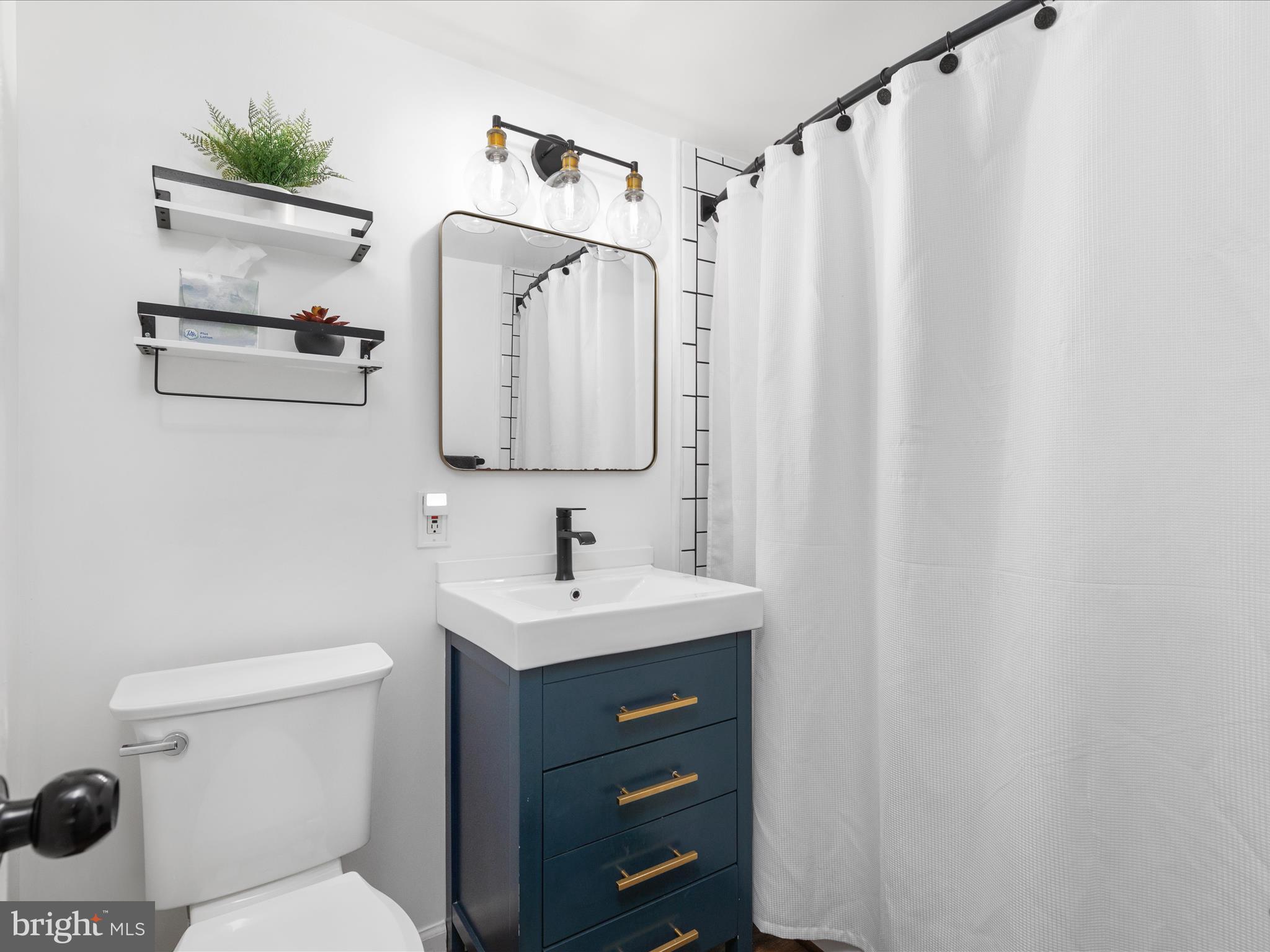 631 Waterloo Rd #122