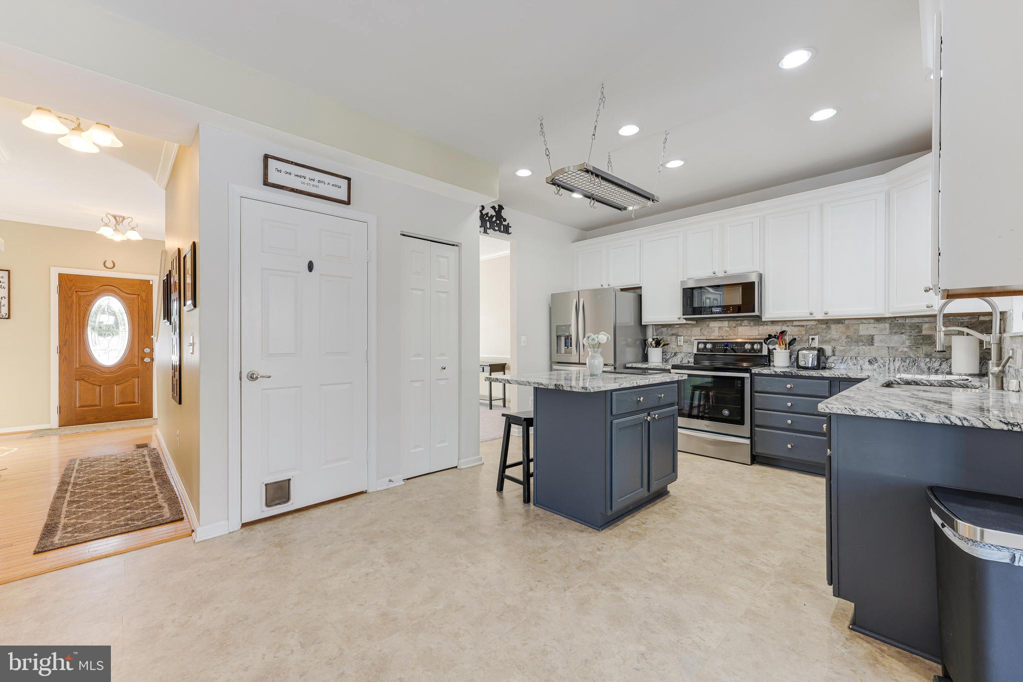 11184 Freedom Ct