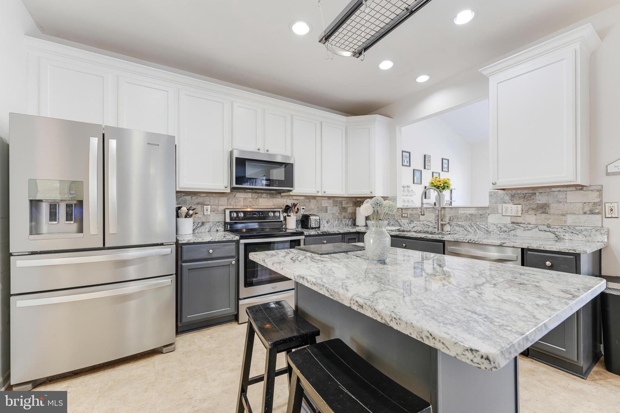 11184 Freedom Ct
