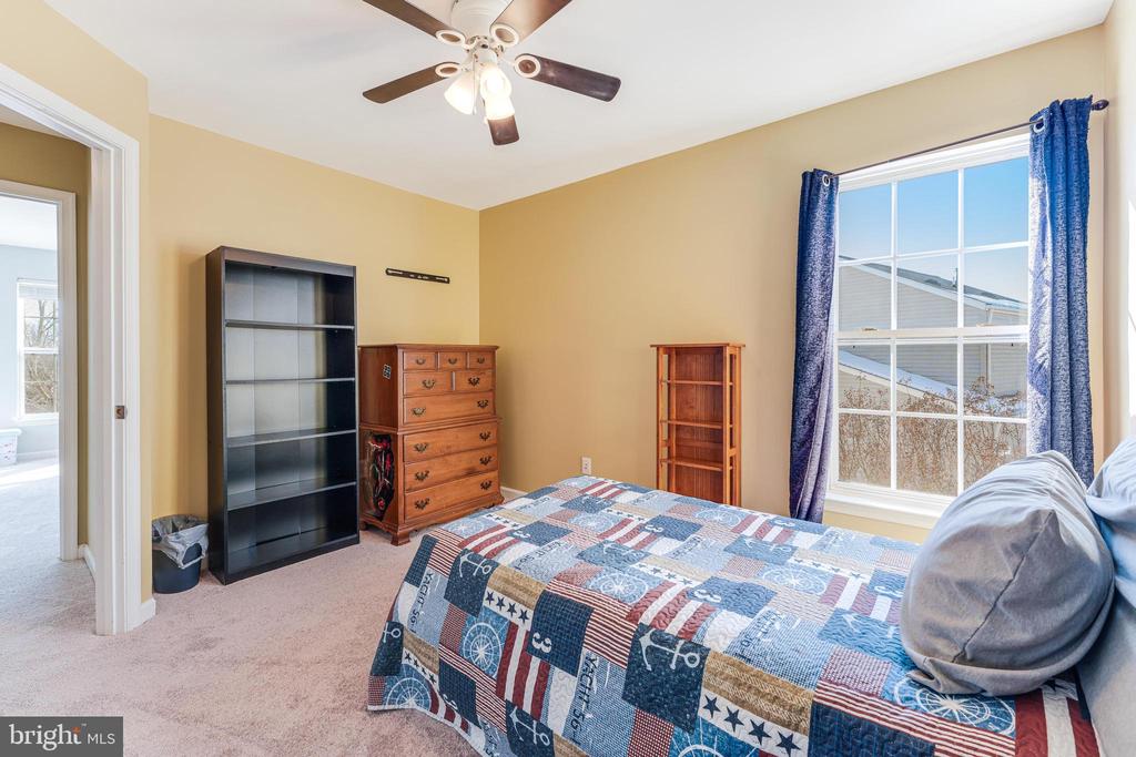11184 Freedom Ct